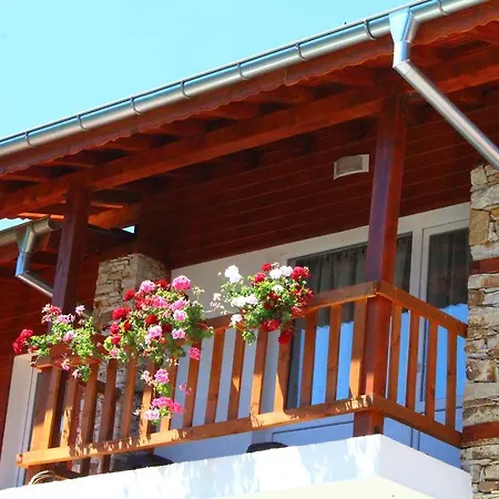 Prav Kamen Къща за гости 3*